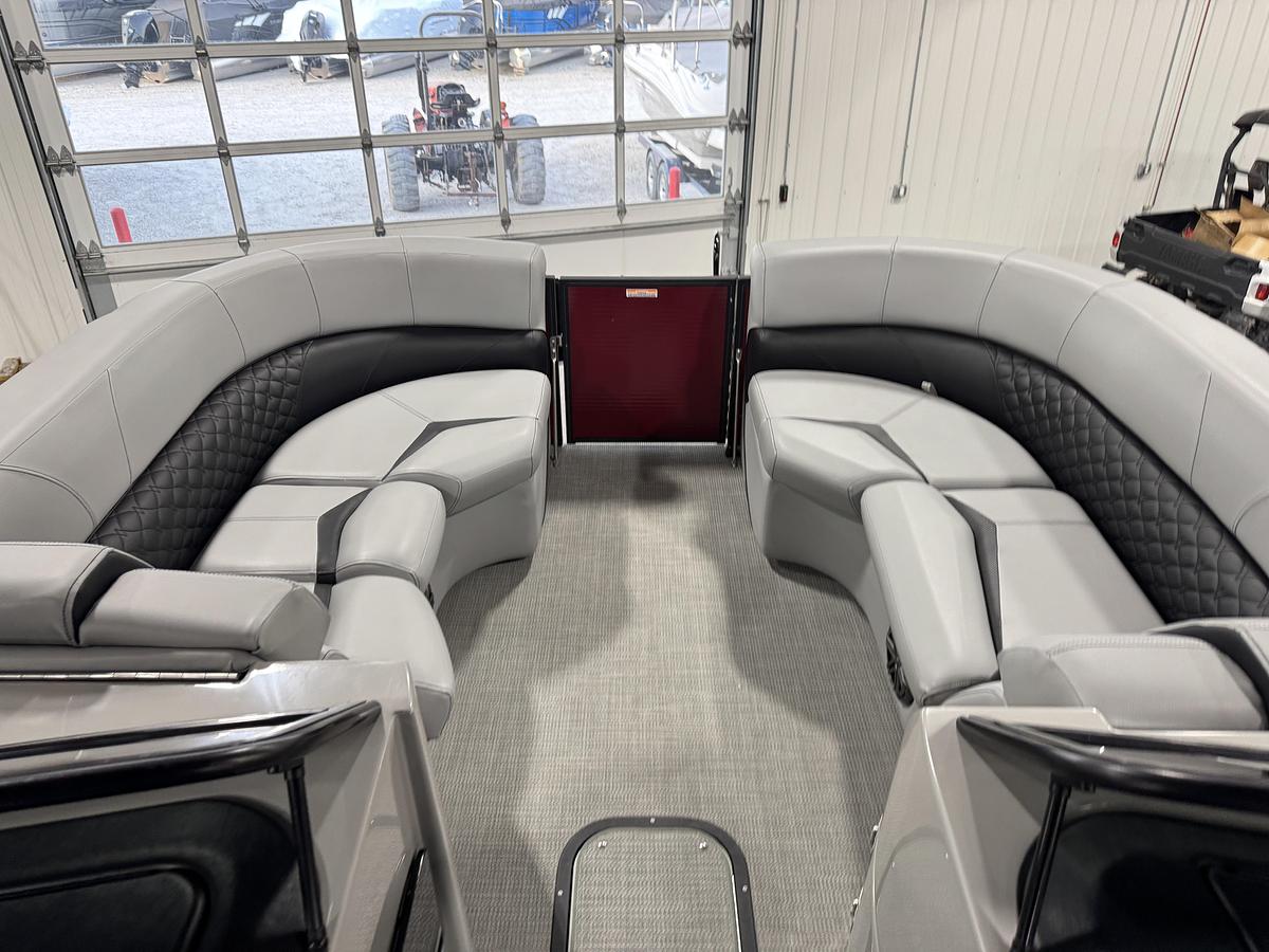 Used 2021 Manitou LX 25