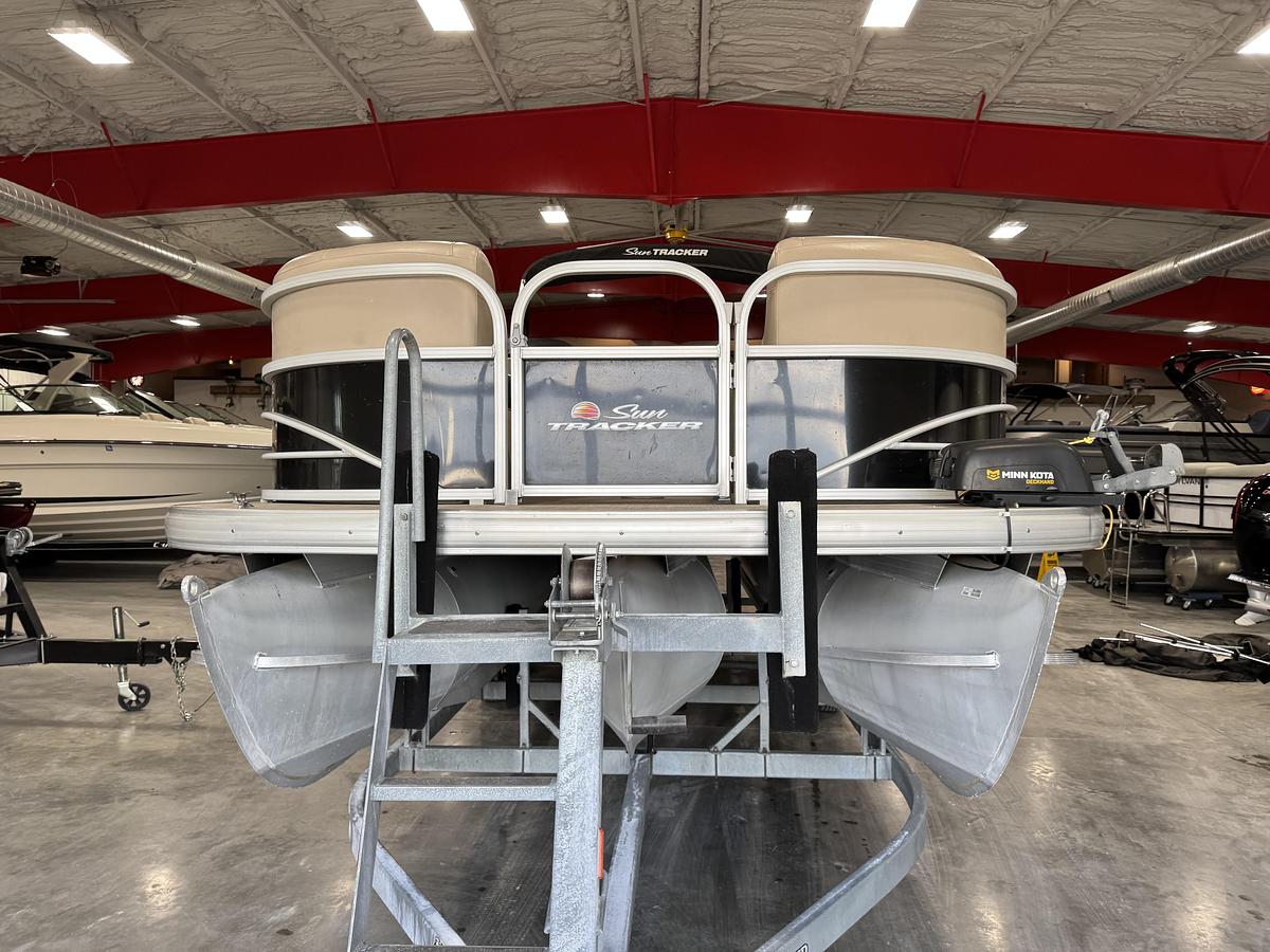 Used 2018 Sun-Tracker 24 Party-Barge DLX XP-3