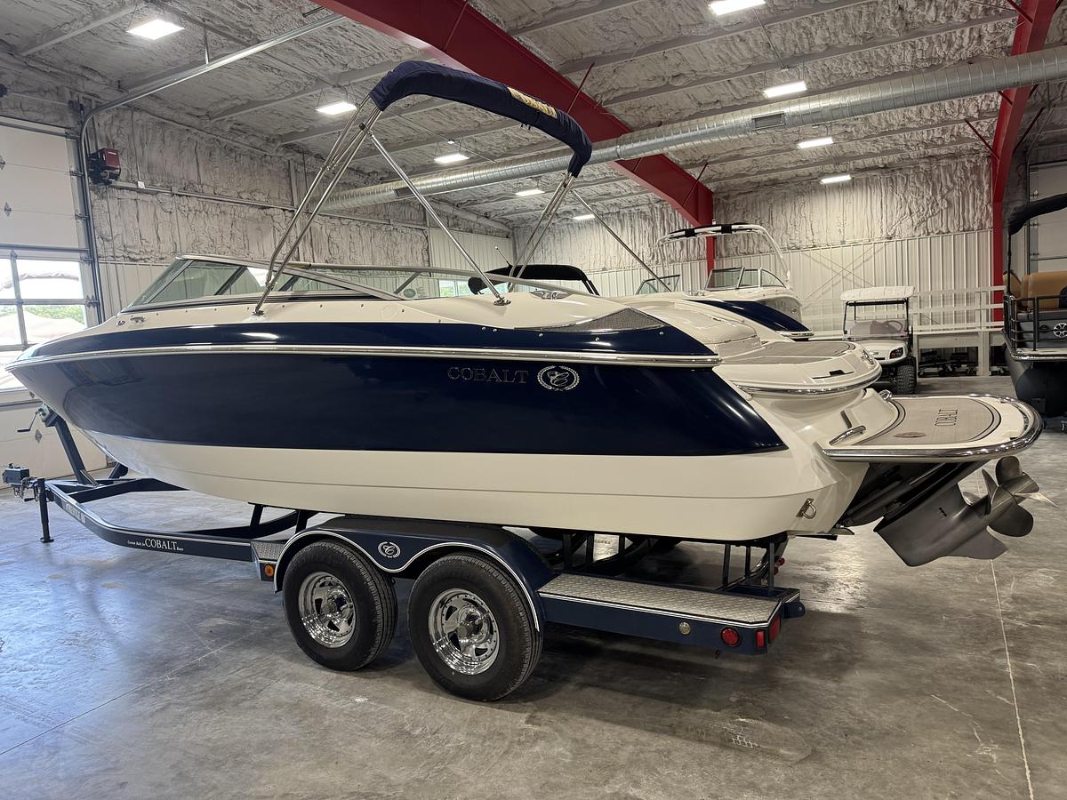 Used 2005 Cobalt 240 BR