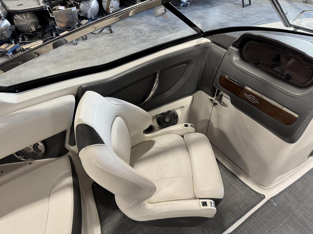 Used 2015 Chaparral 277 SSX