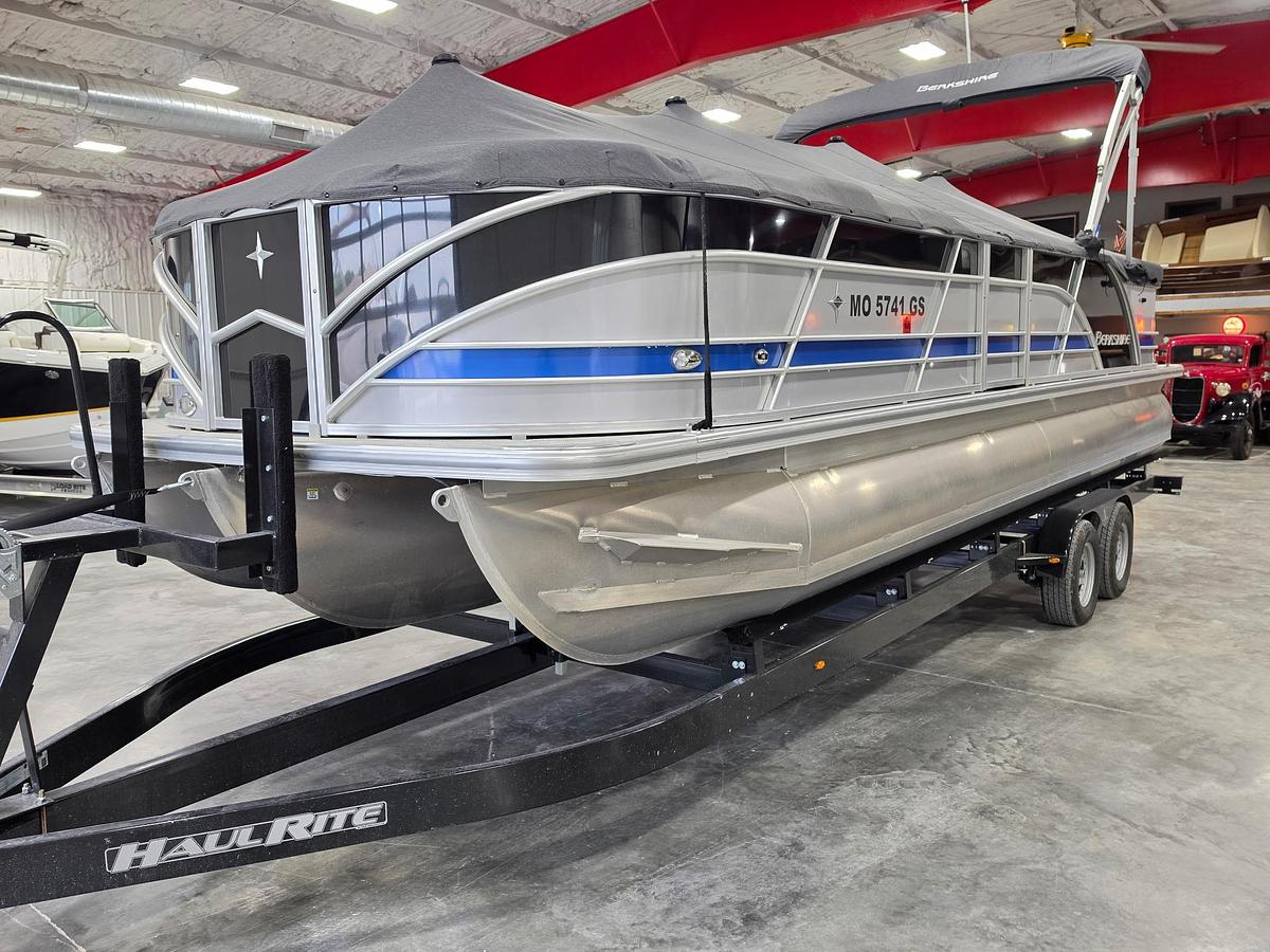 Used 2022 Berkshire 25 CTS