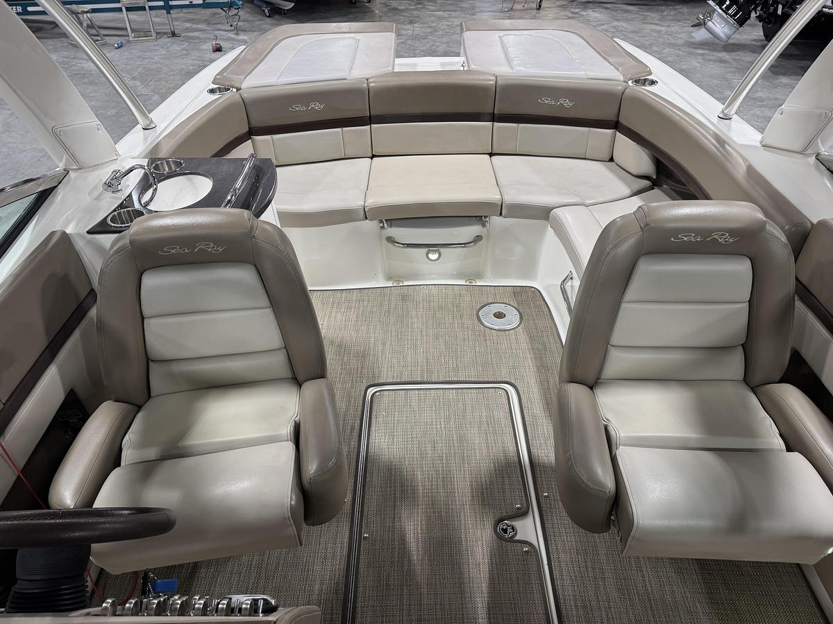 Used 2011 Sea Ray 250 SLX
