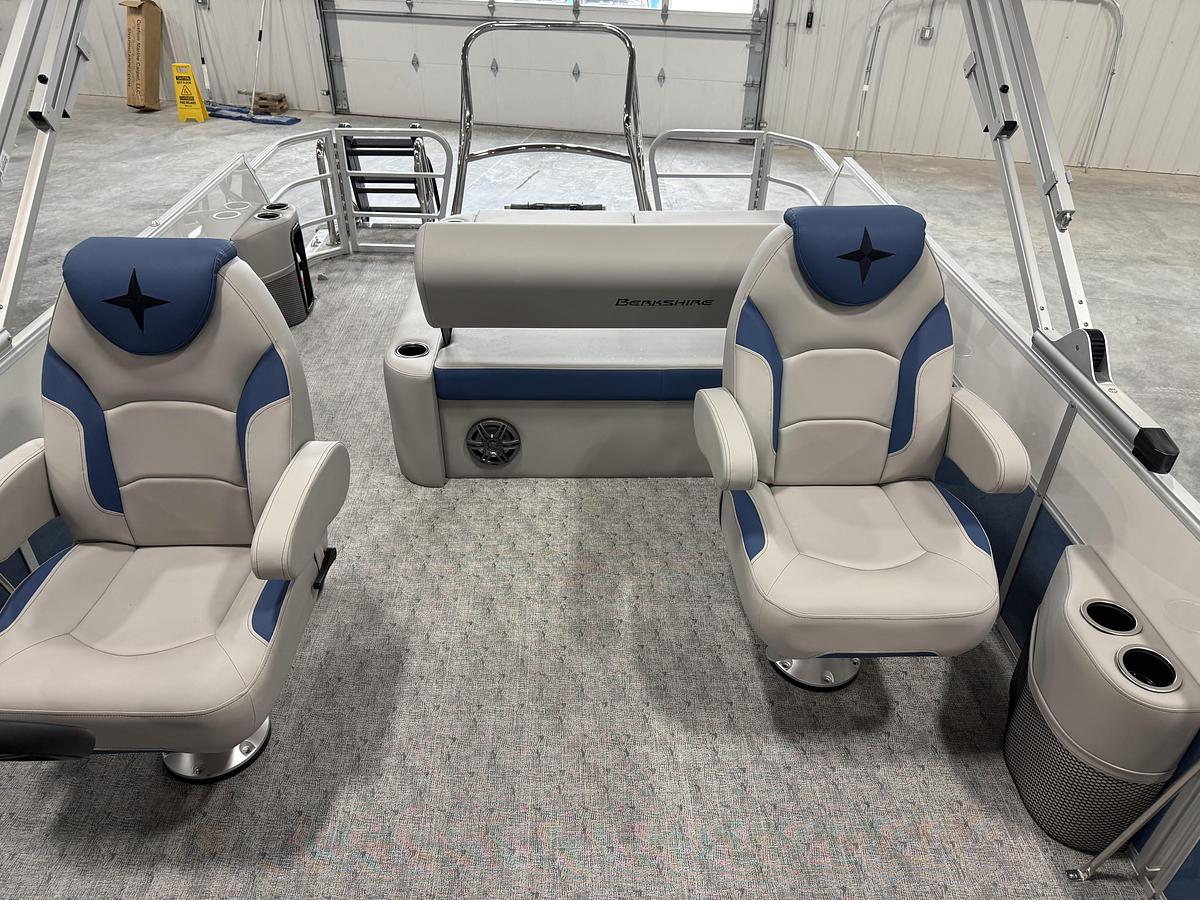 2026 Berkshire 24 UL LE