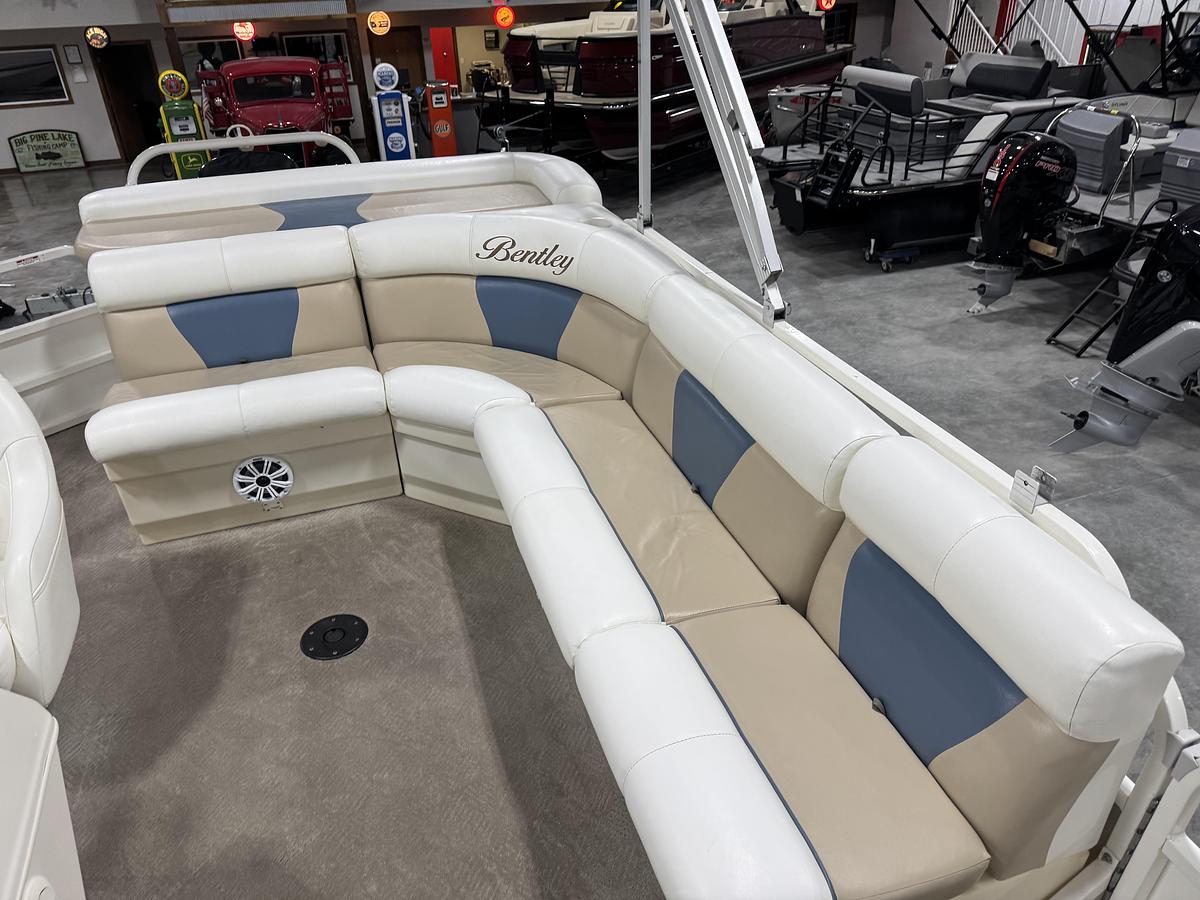 Used 2008 Bentley 243 Cruise