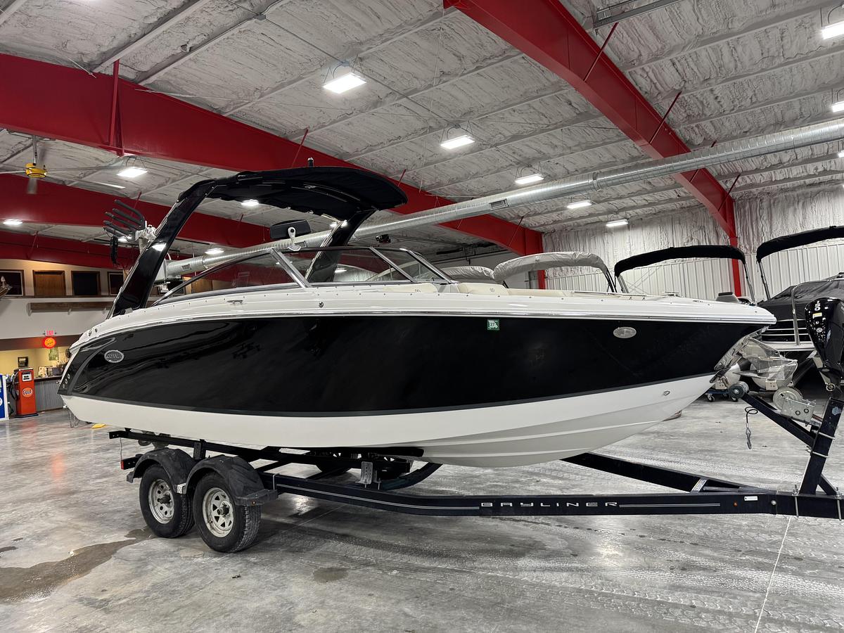 Used 2018 Cobalt R-5 Surf