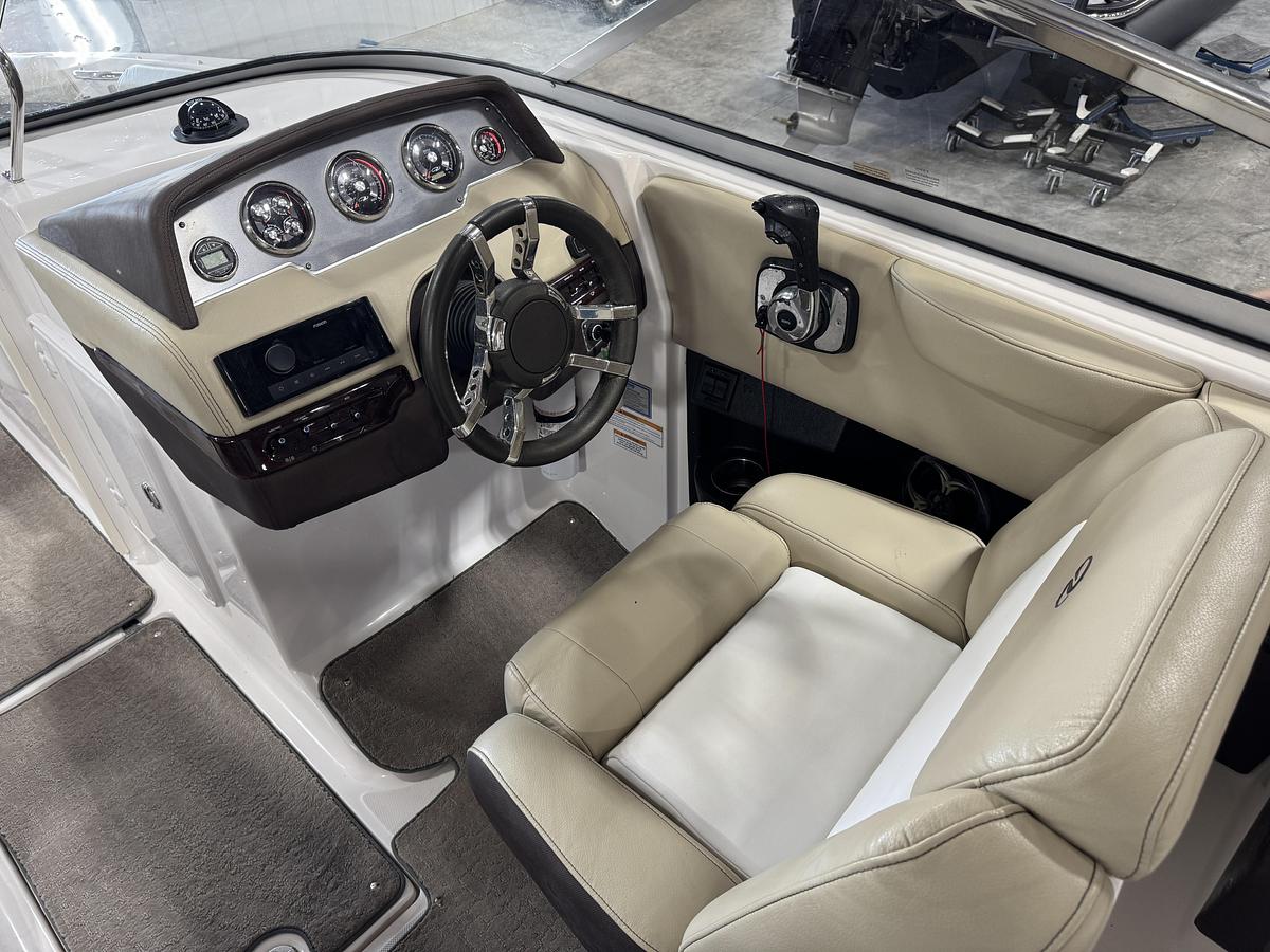 Used 2015 Regal 2700