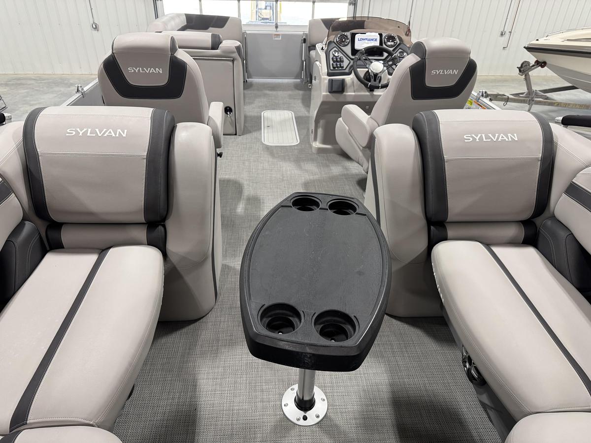 Used 2022 Sylvan L-5