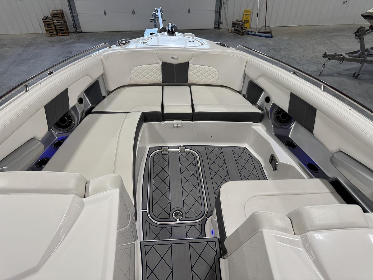 Used 2015 Chaparral 327 SSX