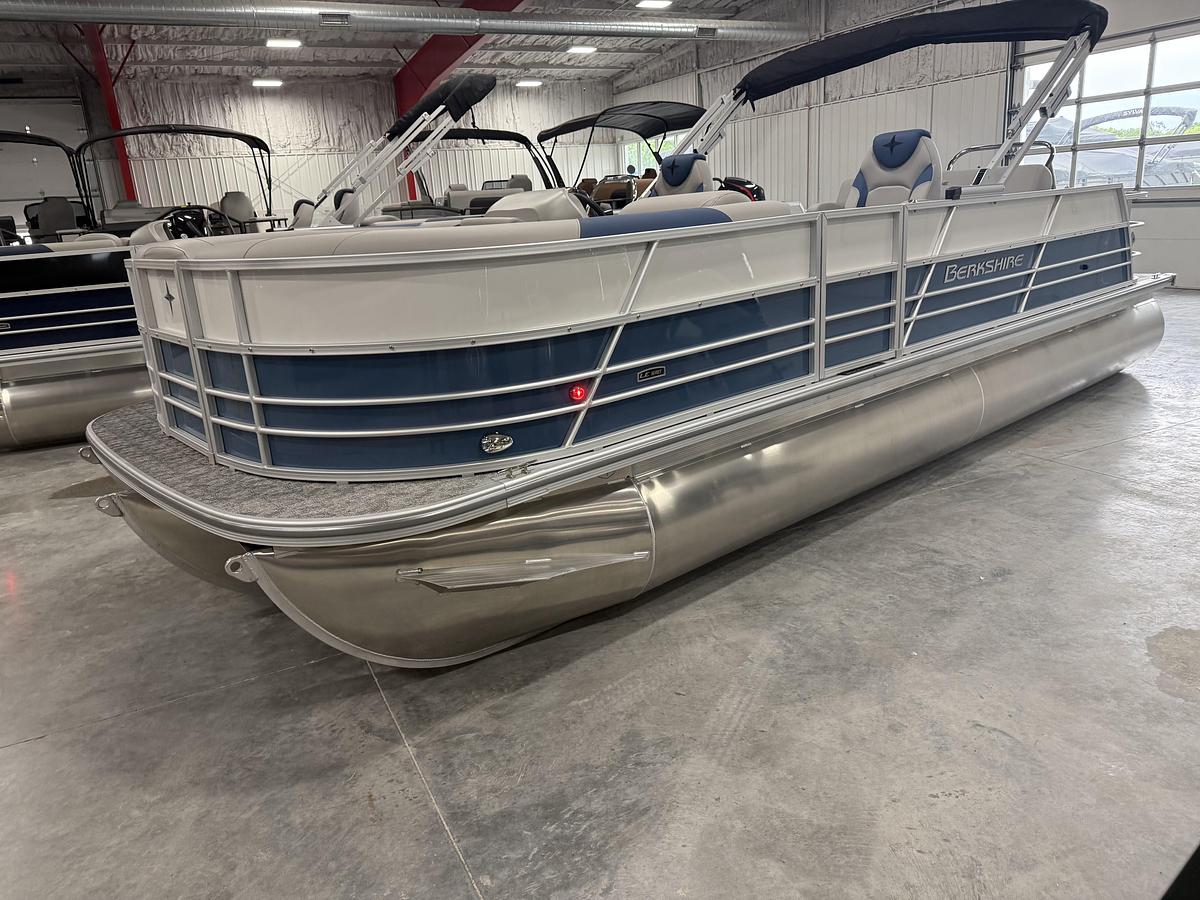 2026 Berkshire 24 UL LE