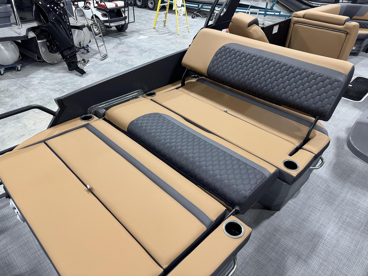 2026 Sylvan L-5 Platinum