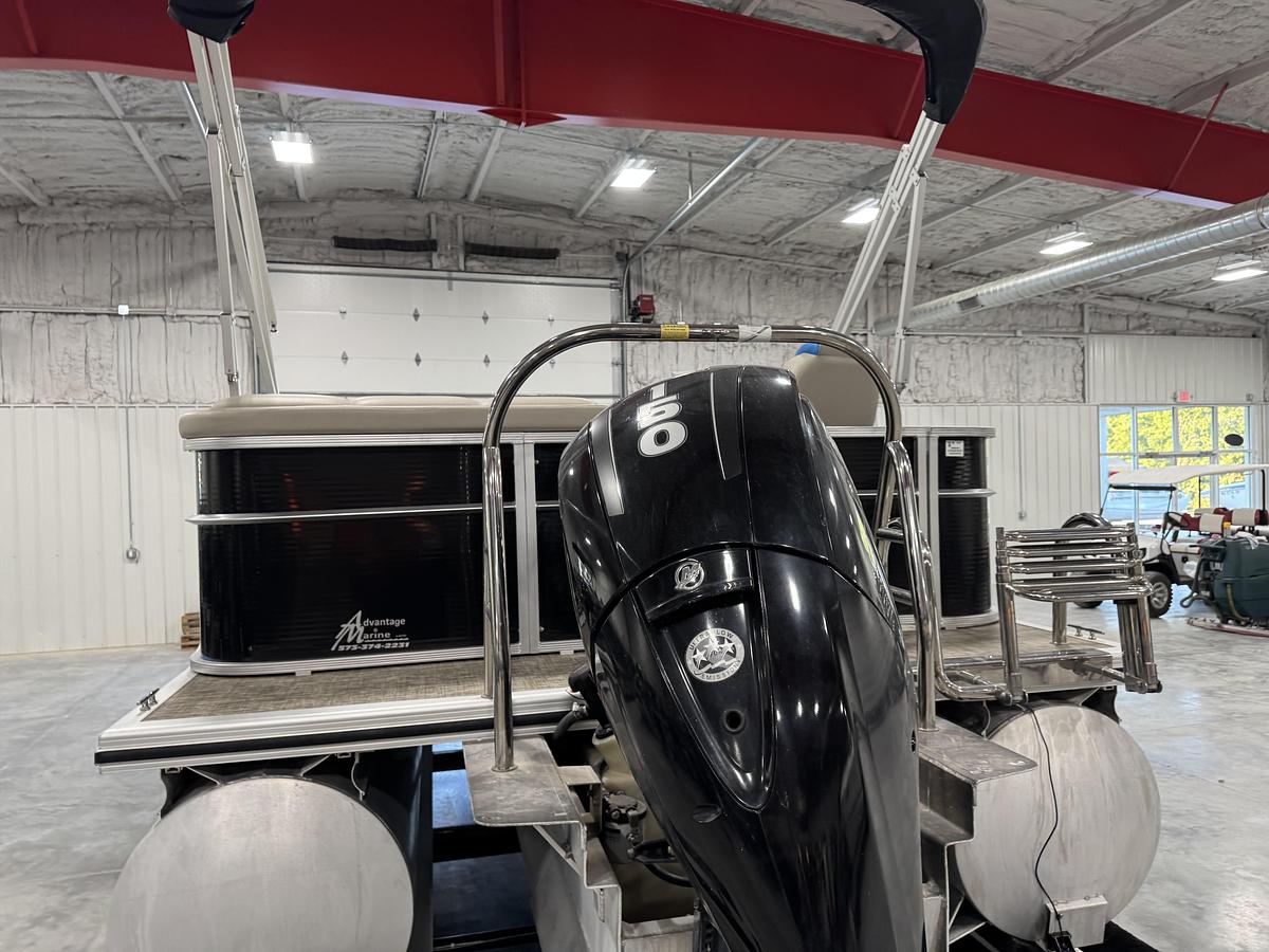 Used 2017 Cypress Cay 253 Seabreeze