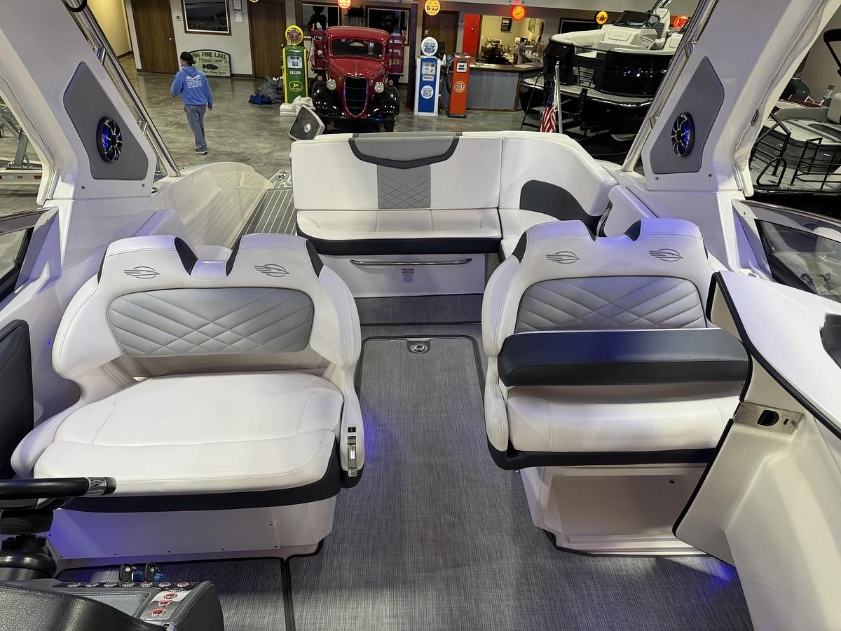 Used 2019 Chaparral 347 SSX