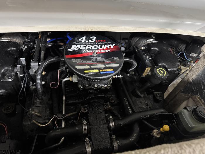 Used 2002 Crownline 192 BROKEN