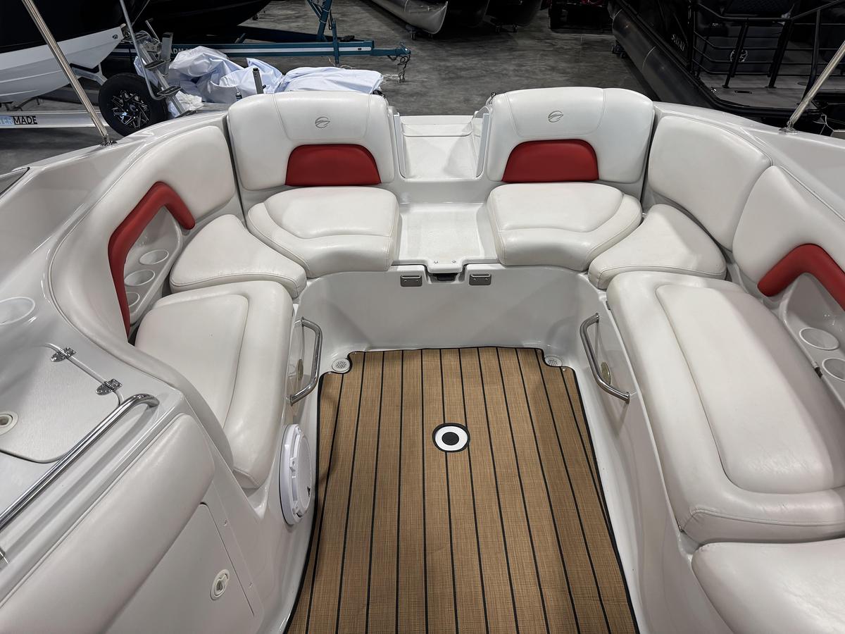 Used 2003 Crownline 270 BR