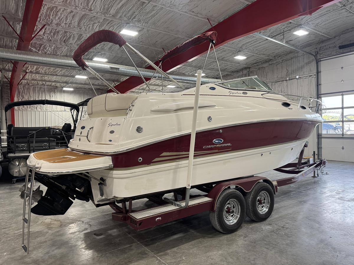 Used 2005 Chaparral 240 Signature