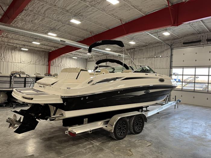 Used 2013 Sea Ray 260 Sundeck