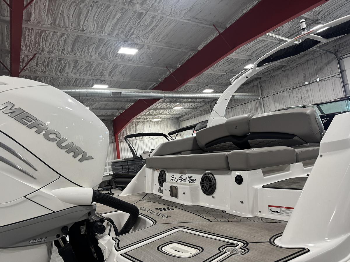 Used 2023 Four Winns HD-8