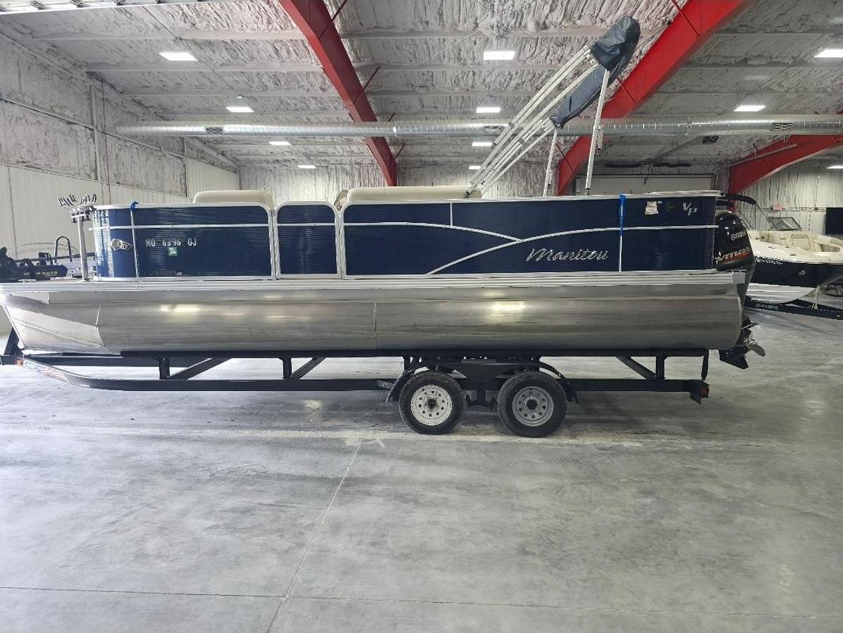 Used 2018 Manitou Aurora 22 LE