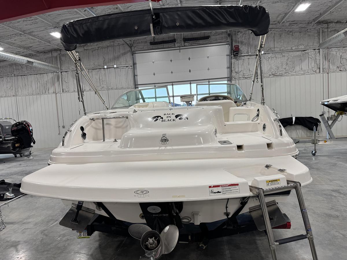 Used 2011 Hurricane 217 SD
