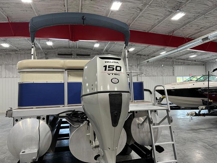 Used 2010 Bennington 2550