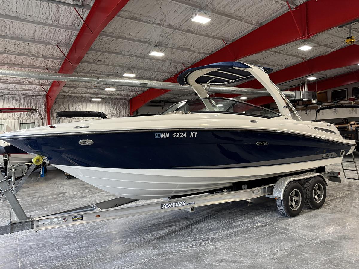 Used 2011 Sea Ray 250 SLX