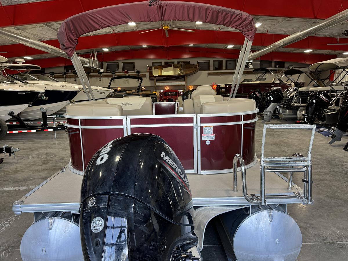 Used 2022 Sunchaser 24 Geneva