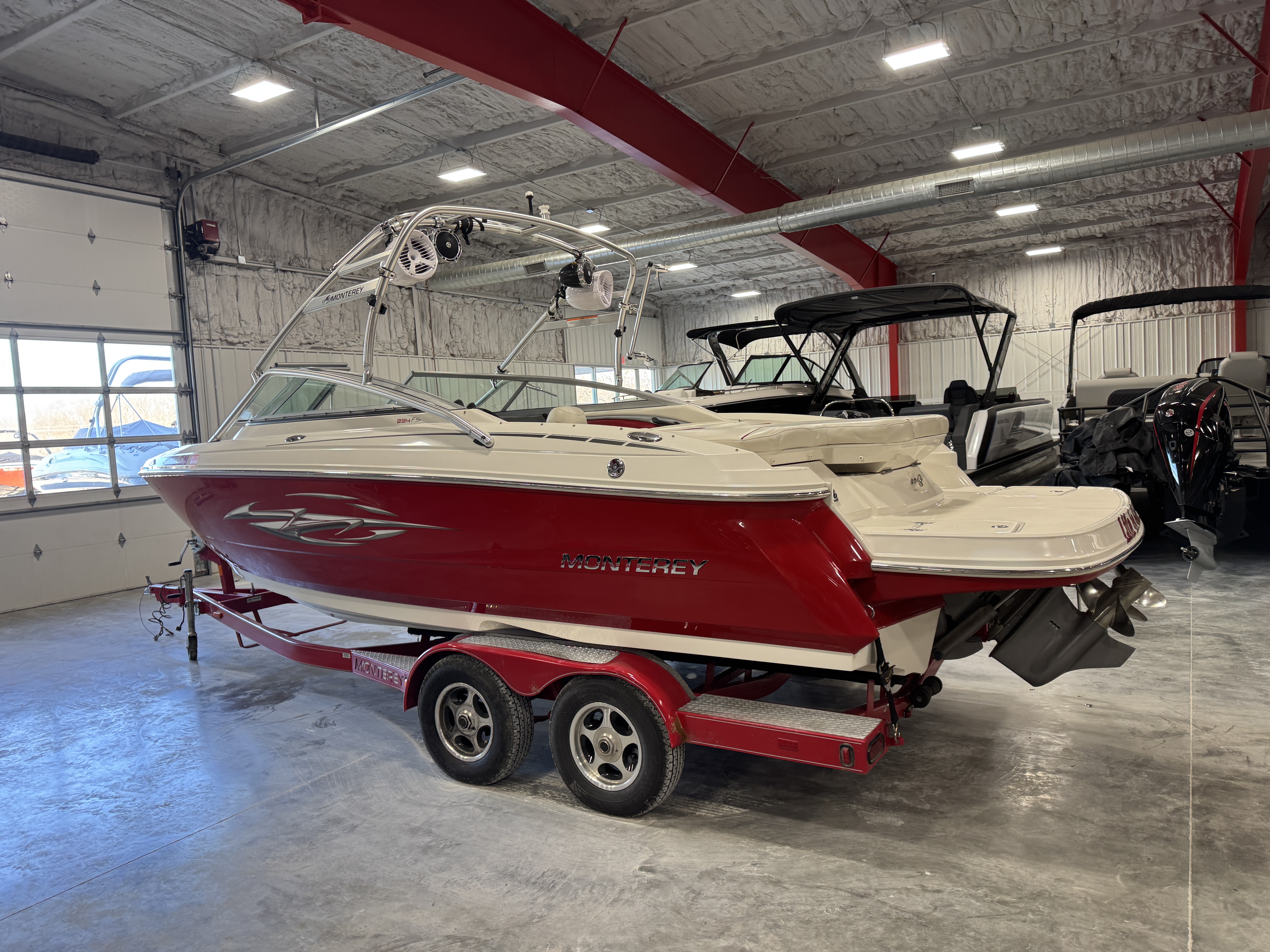 Used 2006 Monterey 234 FS
