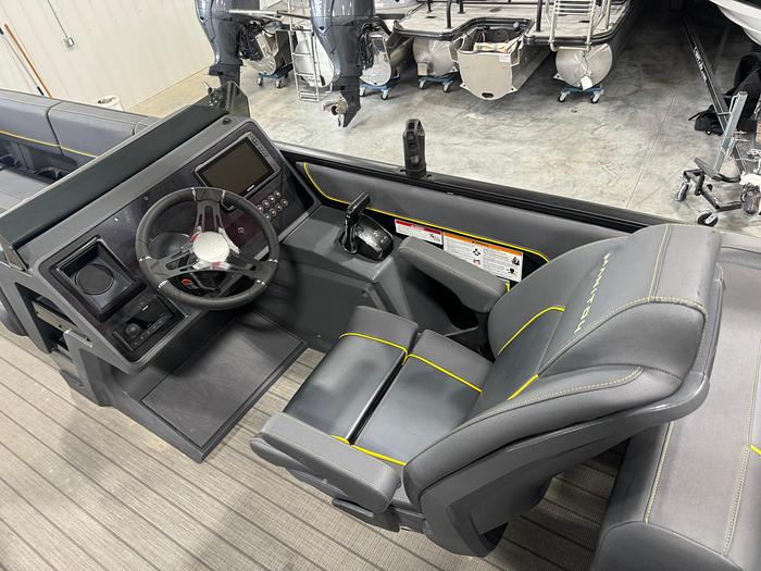 Used 2024 Manitou 24 Explorer