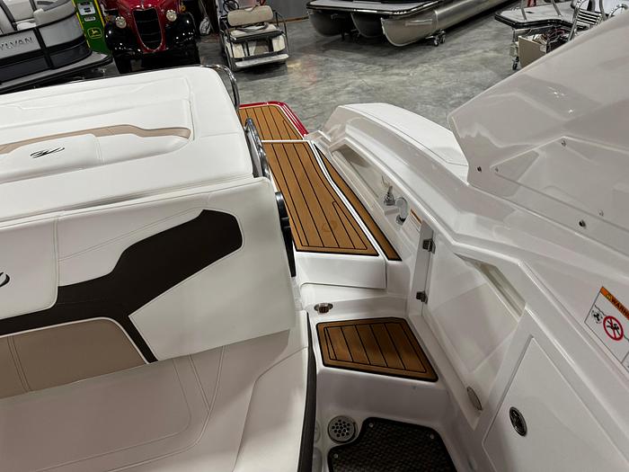 Used 2016 Monterey 328 SS