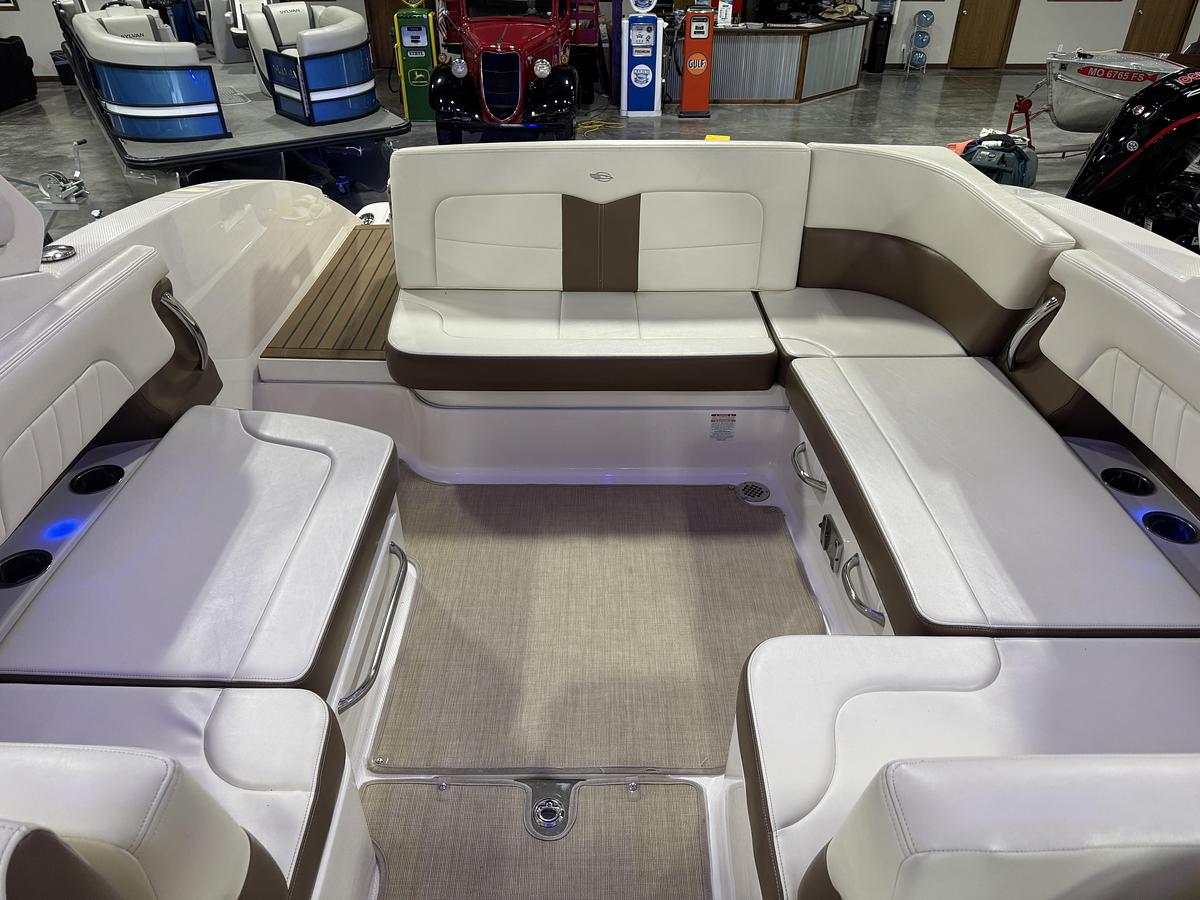 Used 2016 Chaparral 307 SSX