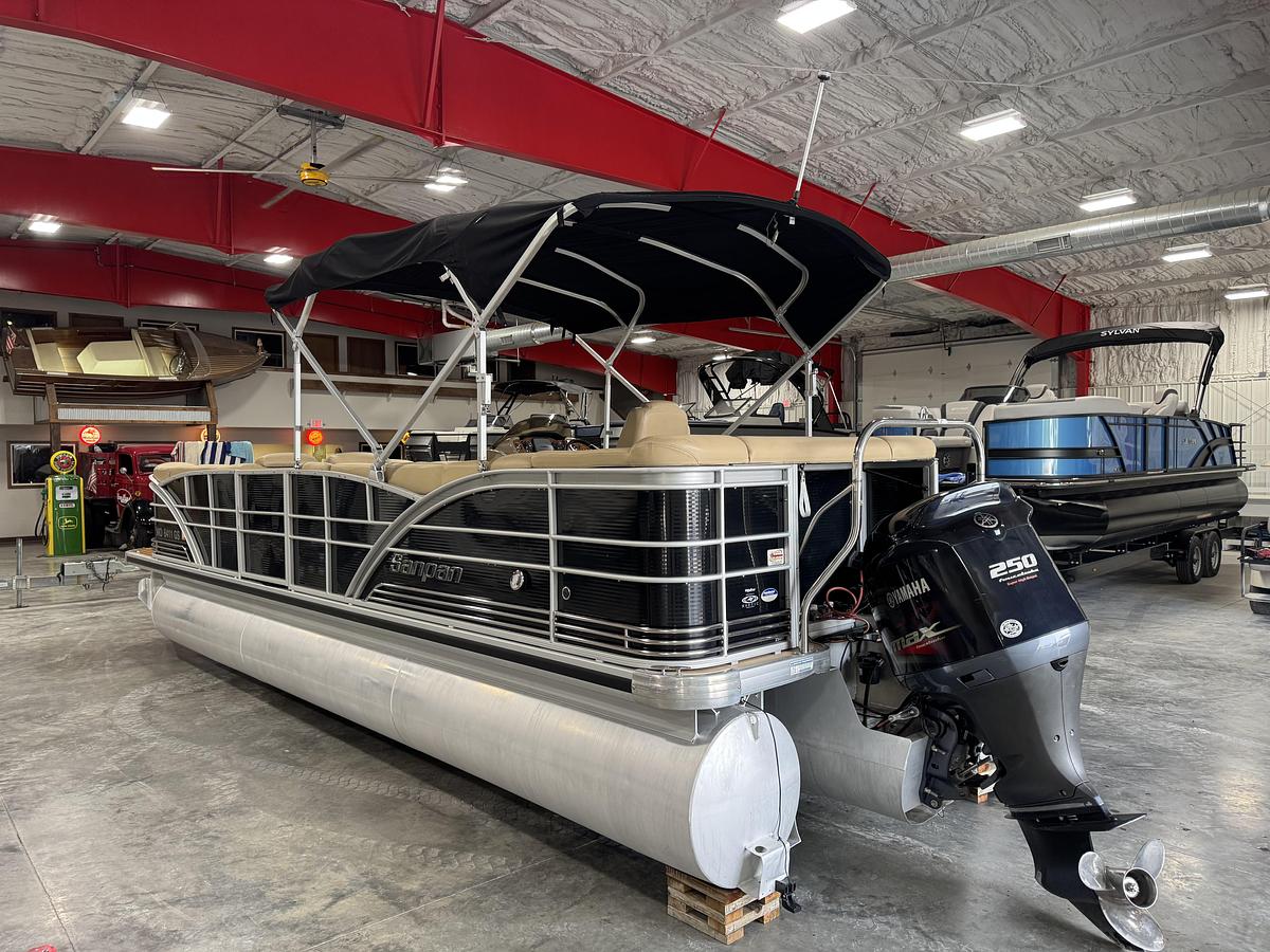 Used 2012 San Pan 2500