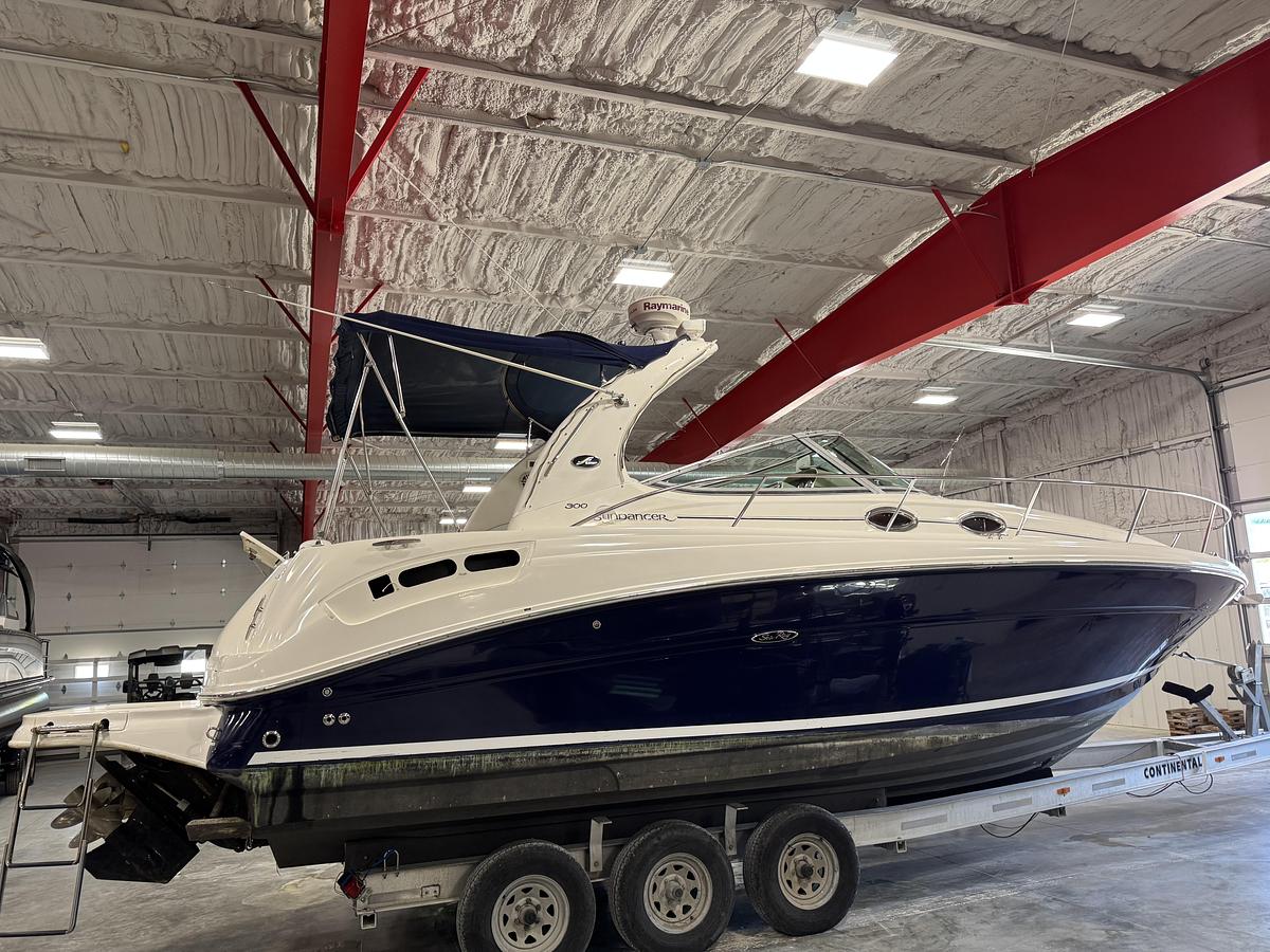 Used 2005 Sea Ray 300 Sundancer