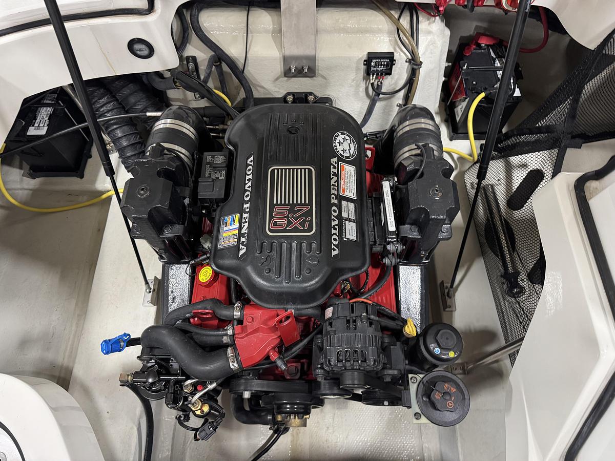 Used 2008 Cobalt 232 BR