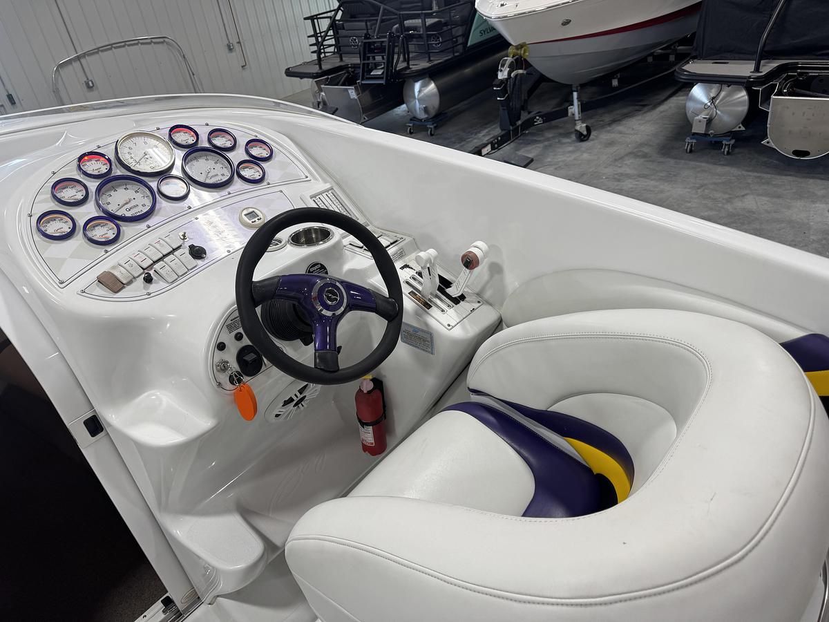 Used 2000 Baja 29 Outlaw