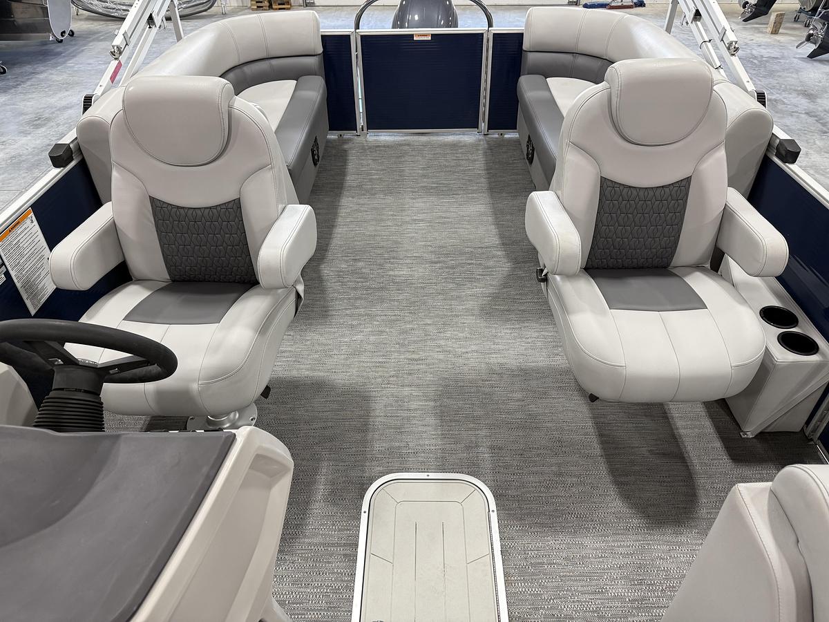 Used 2023 Sweetwater 2286