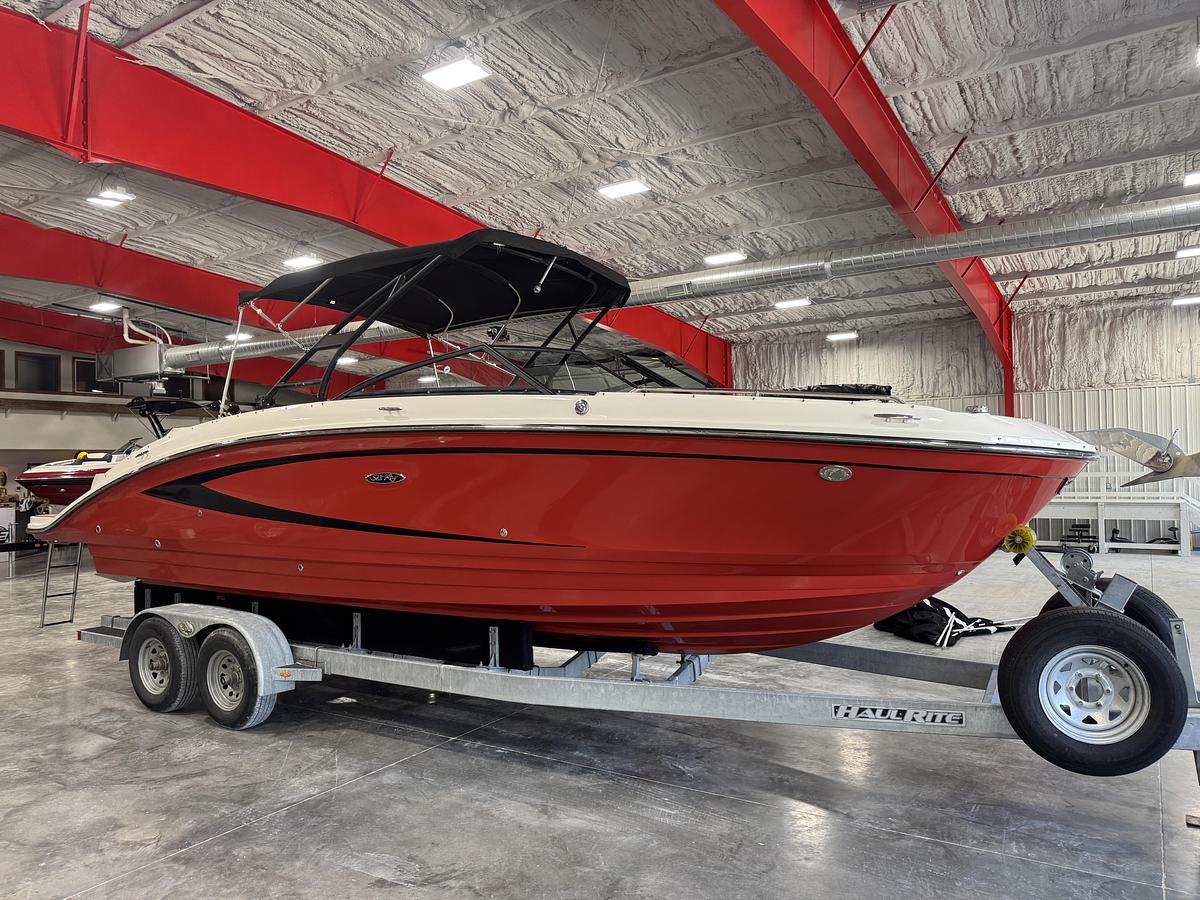 Used 2015 Sea Ray 270 SDX