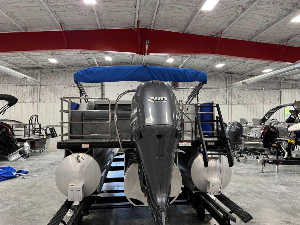 Used 2023 Sweetwater 2286