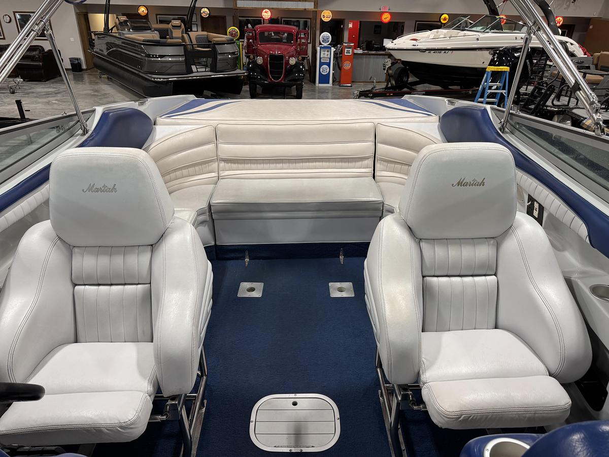 Used 1998 Mariah 272 BR