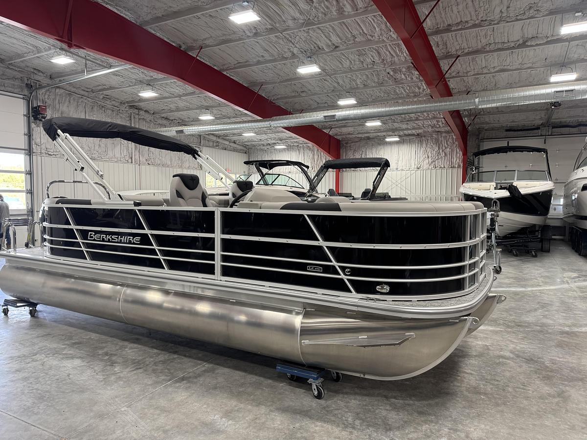 Used 2026 Berkshire 22 RFX LE