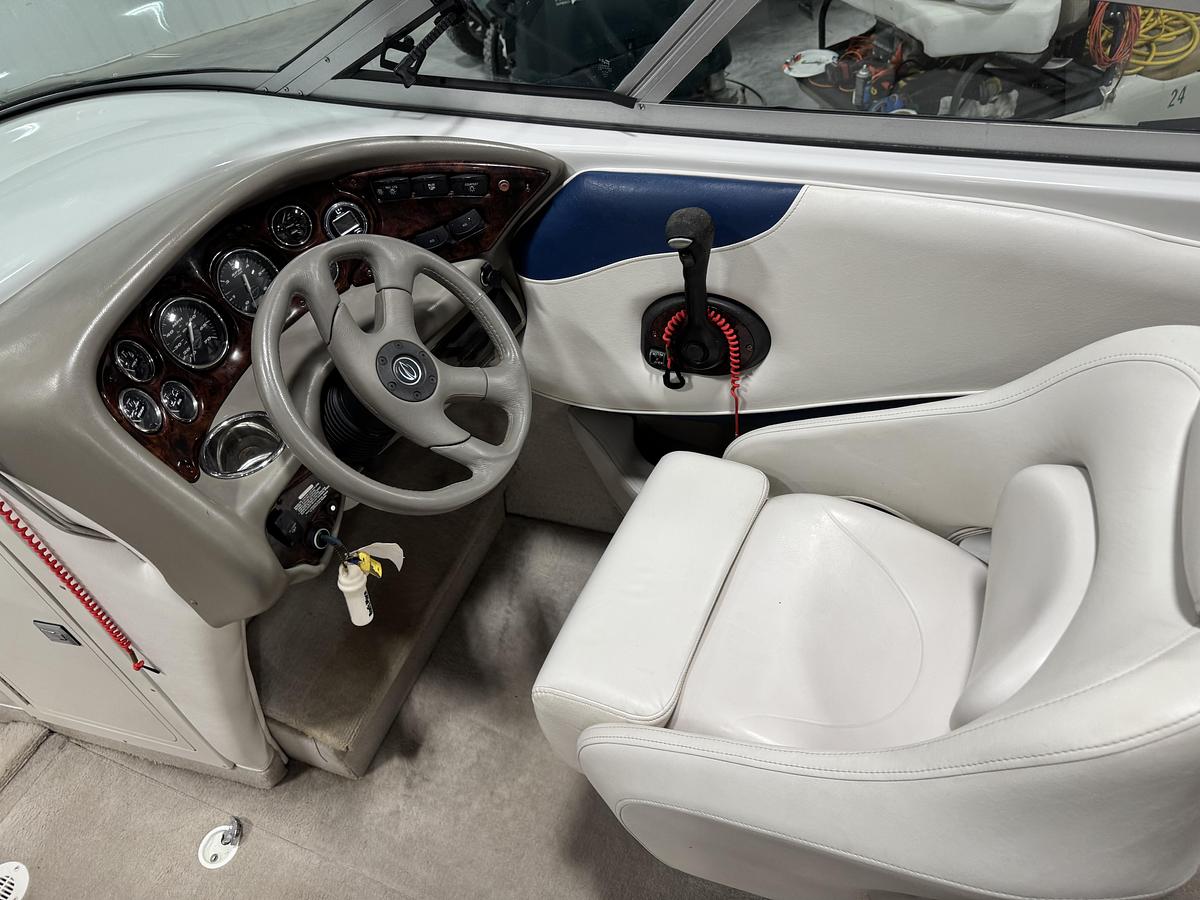 Used 2004 Crownline 266 BR