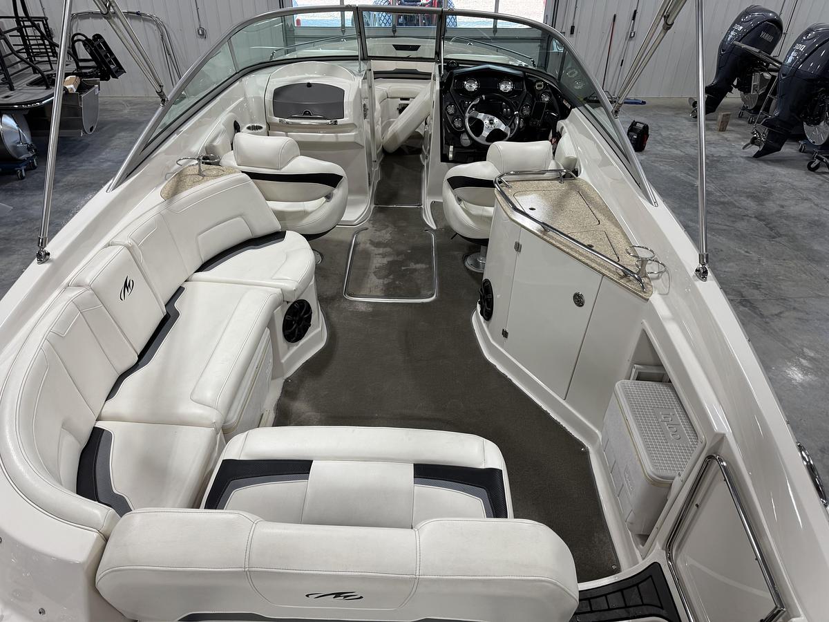 Used Monterey 264 FS