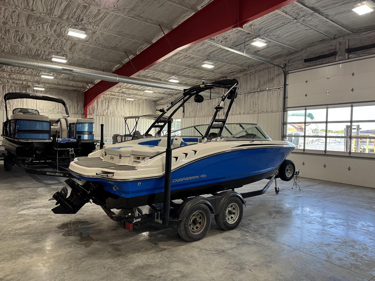Used 2018 Chaparral 21 H2O