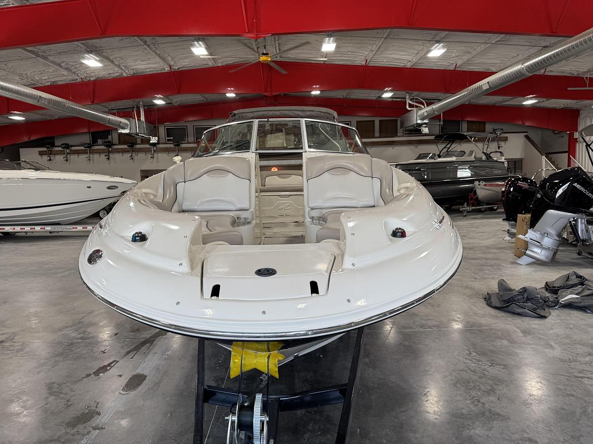Used 2004 Sea Ray 270 Sundeck