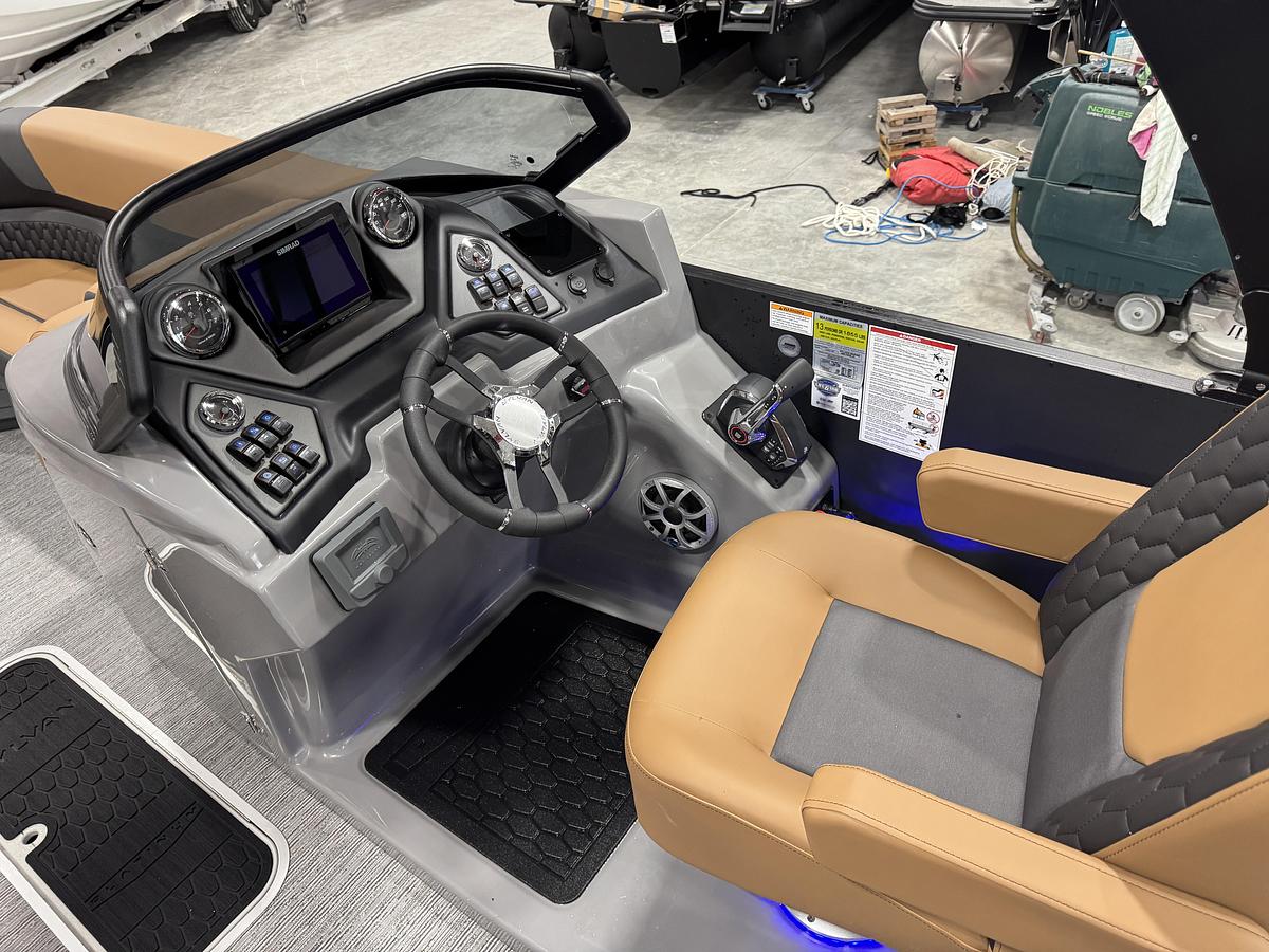 2026 Sylvan L-5 Platinum