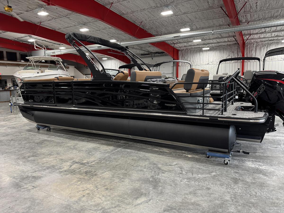 2026 Sylvan L-5 Platinum