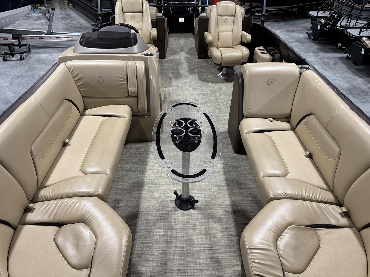 Used 2018 Lowe 250 Retreat