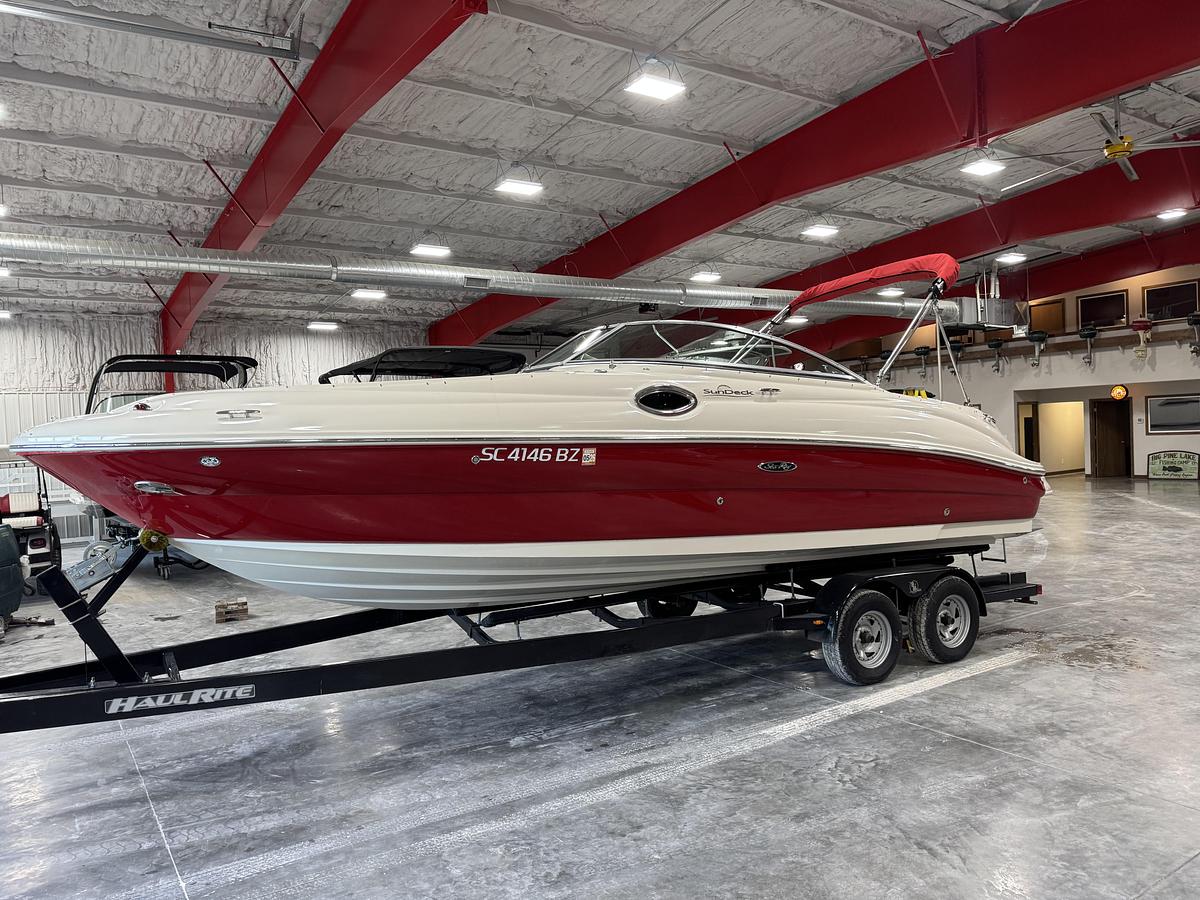 Used 2008 Sea Ray 240 Sundeck
