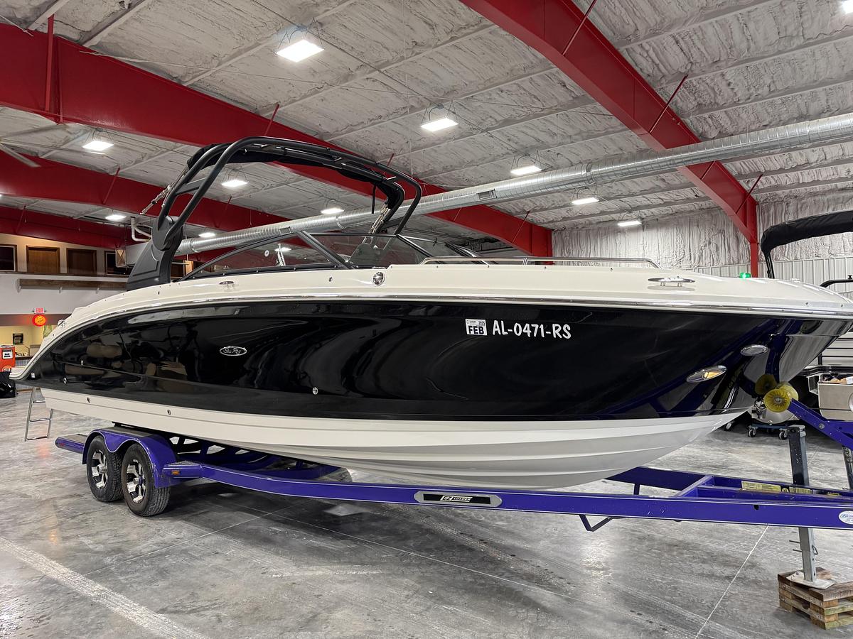 Used 2021 Sea Ray 290 SDX