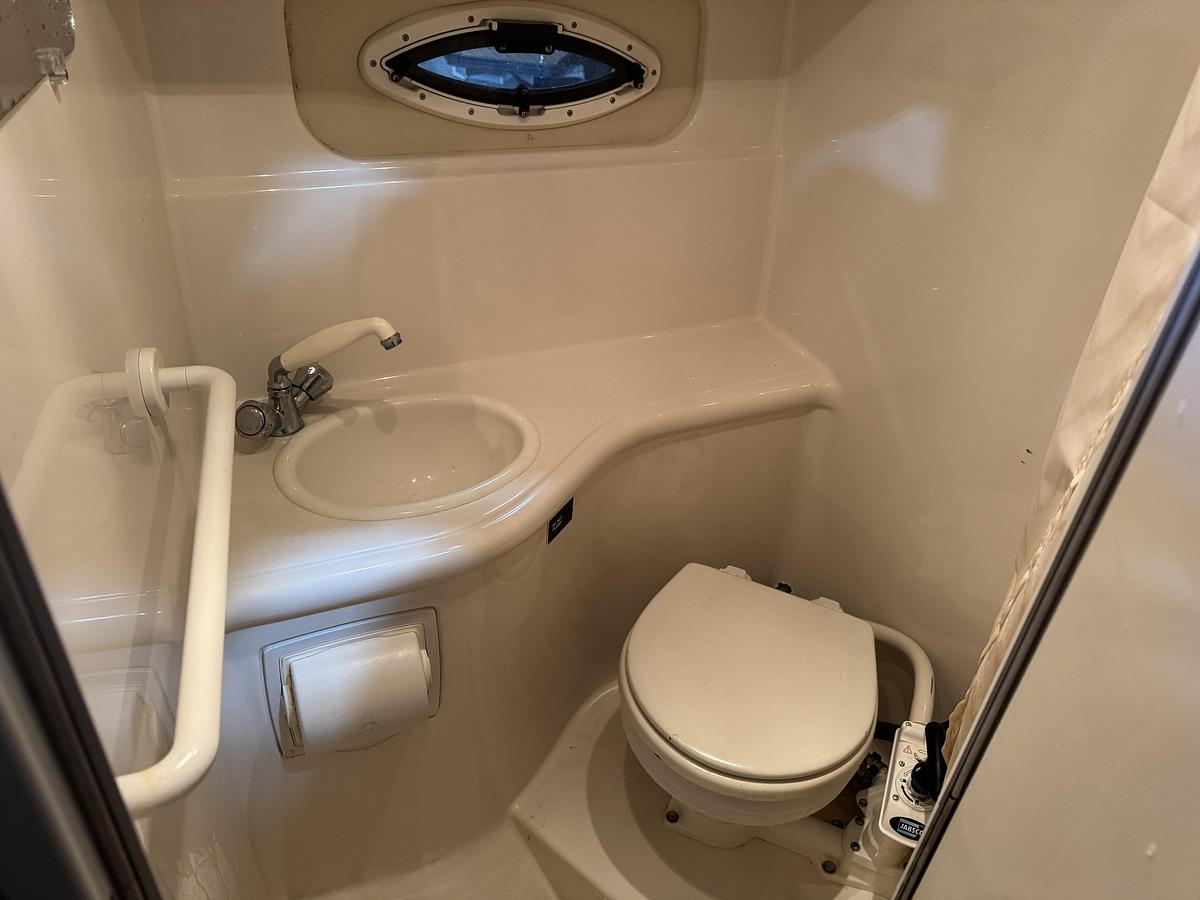 Used 2005 Monterey 250 CR