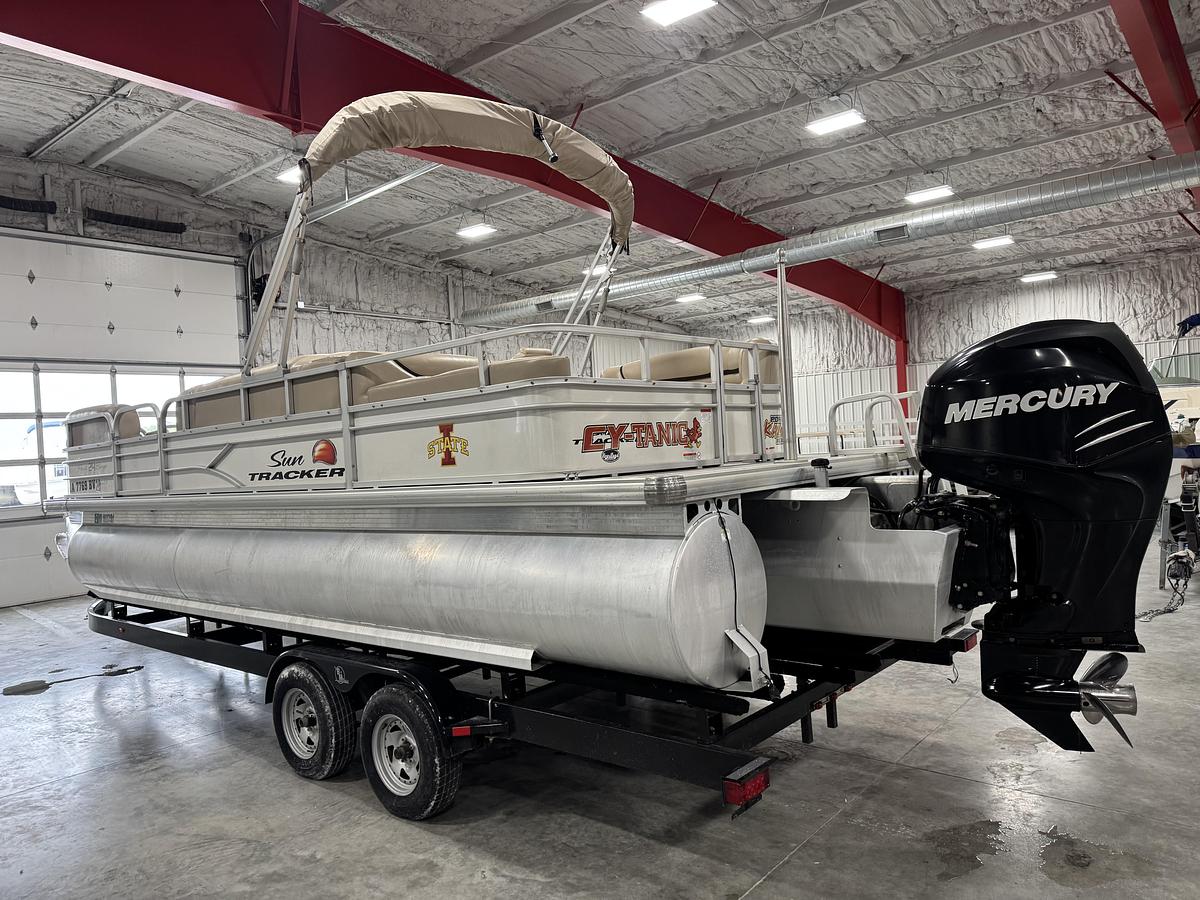 Used 2016 Sun-Tracker 24 Party-Barge DLX XP-3